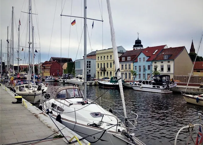 Fischerhus Lütt Hauke 75 Qm Annerose Apartment Altwarp